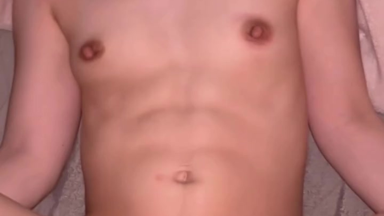 旦那以外のチンポで寝取られ生ハメに喘ぐ人妻がエロすぎる♡【素人】【寝取られ人妻】【スマホハメ撮り】 - Free Sex Video - RedTube