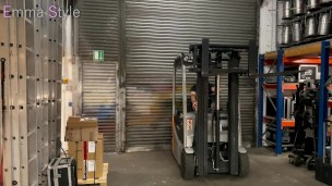 Den Lageristen verführt