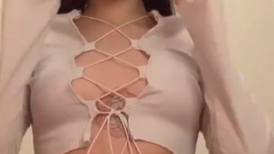 hottie shows off her sexy new top.