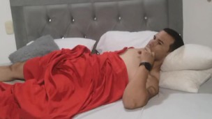 I give my horny stepdad a handjob.