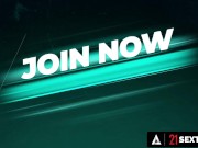 Sticky Facial For Naughty GILF During Hot Massage 7/16