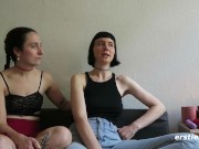 Ersties - Sex-positive lesbische Mädels amüsieren sich miteiander 15/16