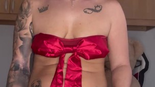 👅I Play With Yogourth And Cum So HARD💦💦