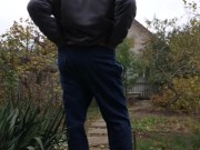 Walking in the yard 14/16