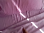 Llego a tiempo para pajearme escuchando los ruidos de la vecina siendo follada por el culo!