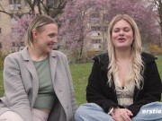 Ersties - Lesbische Anal-Strap-on-Erfahrung mit 2 sinnlichen Schönheiten 14/16