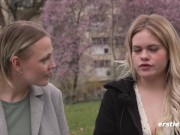 Ersties - Lesbische Anal-Strap-on-Erfahrung mit 2 sinnlichen Schönheiten 15/16