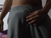 Me masturbo rico sin venirme, tocando todo hasta las bolas 5/16