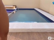 Putinha gostosa provando os biquínis socadinho na bunda gigante 13/16