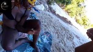 Wild sex on the beach for this kinky ebony