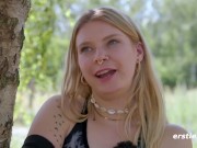 Ersties - Nach dem Mountainbike-Training genießt Katja E die Natur mit Analplug und Dildo 13/16