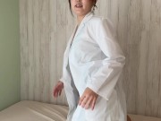 【Dr.Yukaron】媚薬検証！塗ったらおまんこがムズムズしてきてエッチな気分で潮吹きしちゃった！ 5/16