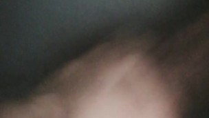 كنت تنحوي فيها تا دخل راجلها لدار و خشاتني تحت ناموسية قبل منجيبو و انا نكملها تكفات 🔥🥵🥵moroccan