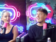 ANNA CLAIRE CLOUDS & HAYLEY DAVIES SHOW LIL DED JANET HOW TO EAT PUSSY 15/16