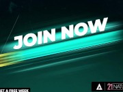 Hot Girl Gets Cum On Her Face After Anal 7/16