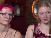 Ersties - Lesbische Mädels lecken sich gegenseitig die Muschi und stopfen sie mit Dildos 13/16