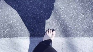 Walking Barefoot for 5.6 km: From Clean to Dirty Soles - POV Trekking