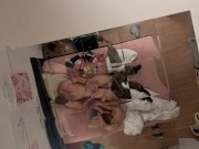 Française branle son mec avec une vaginette puis il finit sur son visage en facial 🤤💦 11/16