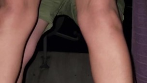 Me follo a la puta de mi vecina en su terraza parte 1