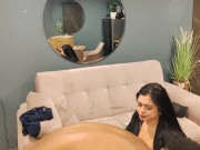 Antonella Jones espera un pedido y le gaga al domiciliario con una follado del otro mundo . 10/16