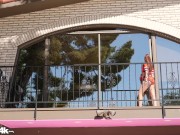 Vanna Bardot Gets Her Face Passed Around To Get Frosted In Cum 1/16