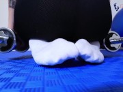 Sweaty feet and stinky gym sneakers - teaser 14/16