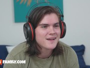 Busty StepMom Skylar Snow has hardcore fuck with gamer's cock - OopsFamily 1/16