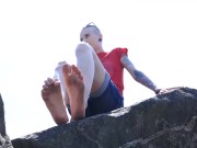 Barefeet in the park - teaser 16/16