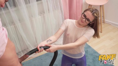 Mais Relevante Vacuum Cleaner Porn Videos De Sempre | Redtube.com