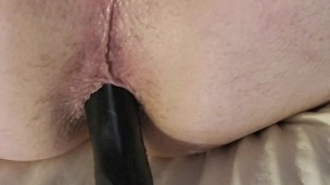 Using ass muscle to fuck toy