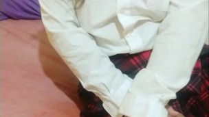 Volví a casa cachonda después de la prepa por qué el maestro de mi escuela me tocó la panocha