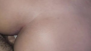 Me follo el culo de mi mejor amiga