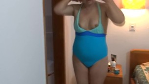 On the beach I need to fuck, I'm very excited and I masturbate twice, I moan for cock