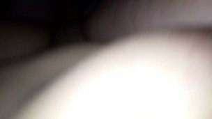 Cuando llegue de trabajar me estaba esperando desnuda la mujer de mi mejor amigo