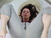 Grey legging pissing 13/16