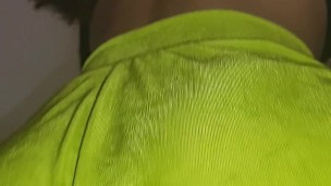 Me dejan solo con mi hermanastra me calienta antes de montarme y le dejo la leche dentro de ella. 🥛