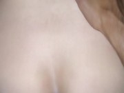 fortaleciendo la amistad en el sofá 13/16