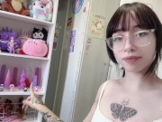 Mostrando meus dildos novos 💦