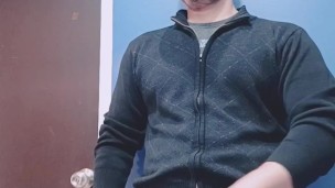 Manipulada antes de ir a la escuela. Bien caliente con los compañeros.