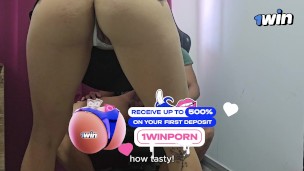 Le quito el condón a mi hermanastro