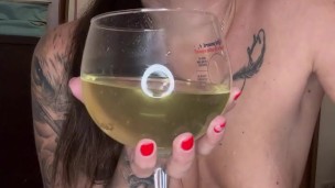 HOT PISS🔥 In A Cup😳