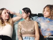 Ersties - Hemmungsloser Lesbischer Dreier mit drei hübschen Mädels 6/16