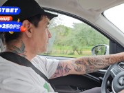 Le  CHUPO la VERGA a mi HERMANASTRO en el auto y ACABA en mi BOCA 2/16