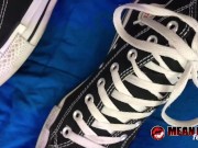 Babe Demands Her Shoes Be Cleaned 13/16