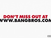 BANGBROS - Summer Vixen Can't Stop Saying Thank You To Damion Dayski While She Cums 1/16