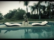 Hot American chick enjoys orgasms near water 8/16