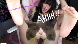 ASMR PUSSY SOUNDS MOANING MASTURBATION FEET UP