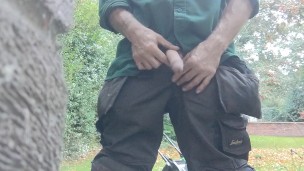 Gardener takes a piss #2 Gets a bit hard
