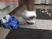 crushing pov fetishmegastore 7/16