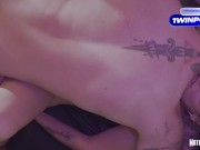 FODENDO A BUCETA DA ALUNA  NIFO DA FACULDADE NAS ESCADAS GOSTOSA E SAFADA 10/16